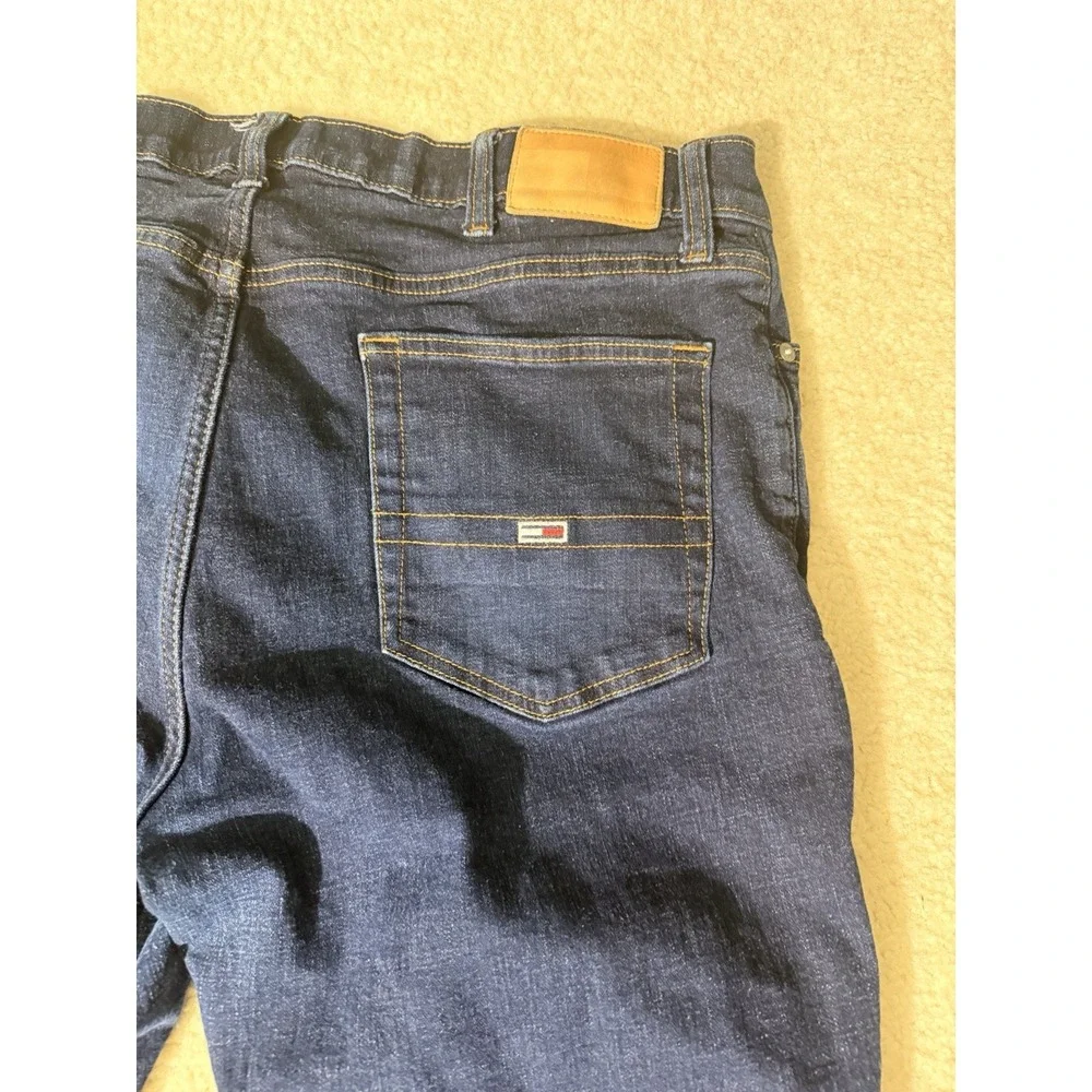 Tommy Hilfiger W38/L32 Men's Straight Leg Jeans - Dark Wash